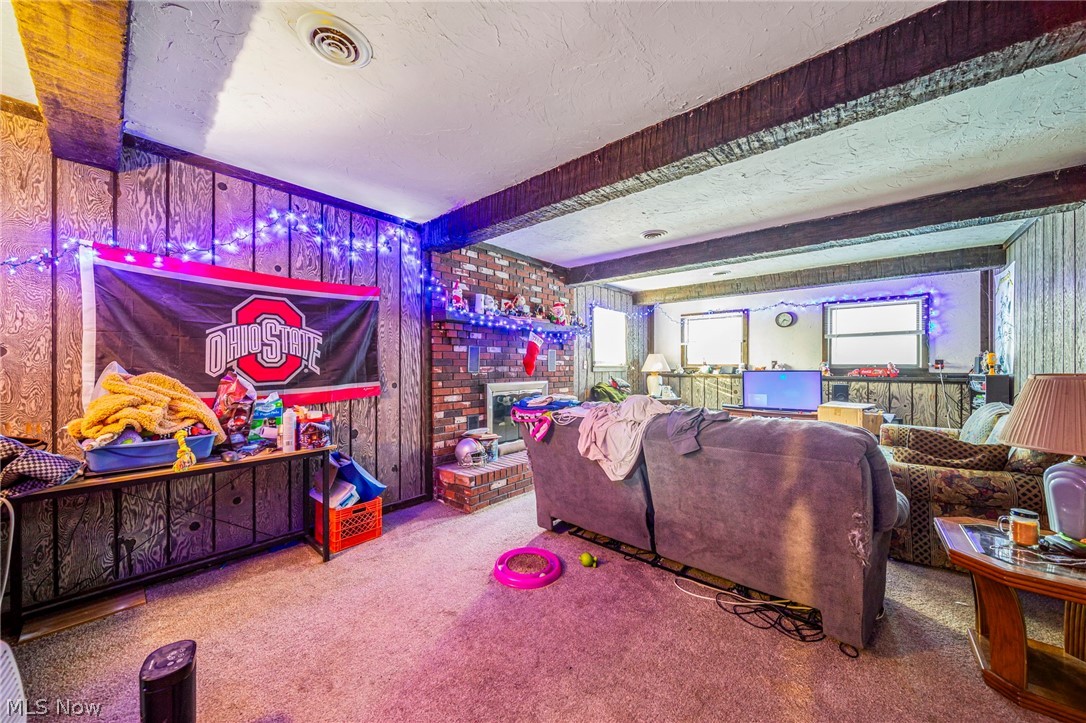 1990 Short Road Thompson OH 44086