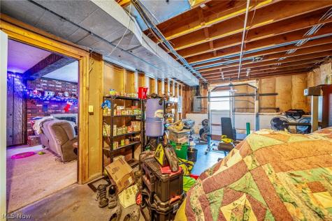 1990 Short Road Thompson OH 44086