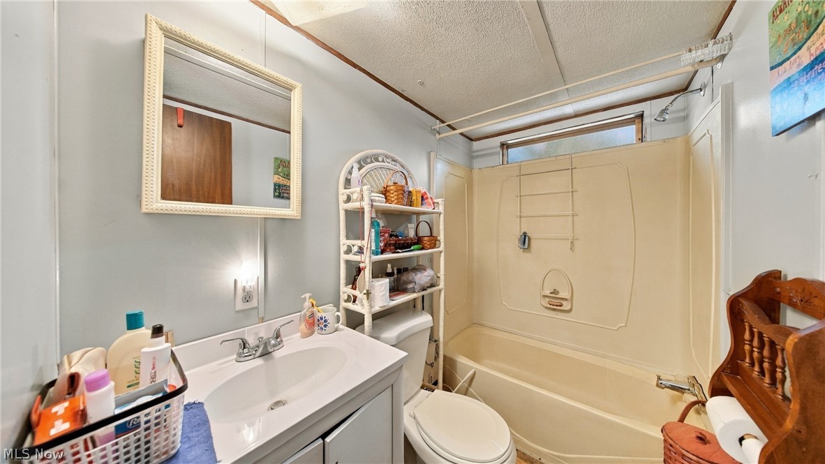 1249 Twin Bridge Road Little Hocking OH 45742