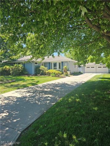 242 Sunset Road Avon Lake OH 44012