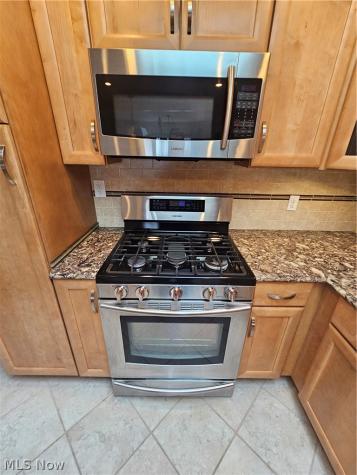 242 Sunset Road Avon Lake OH 44012