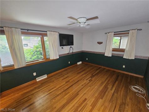 242 Sunset Road Avon Lake OH 44012