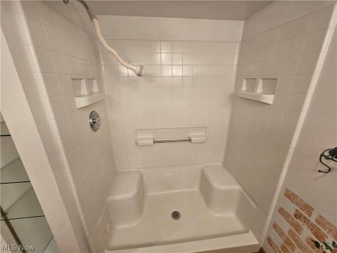 242 Sunset Road Avon Lake OH 44012