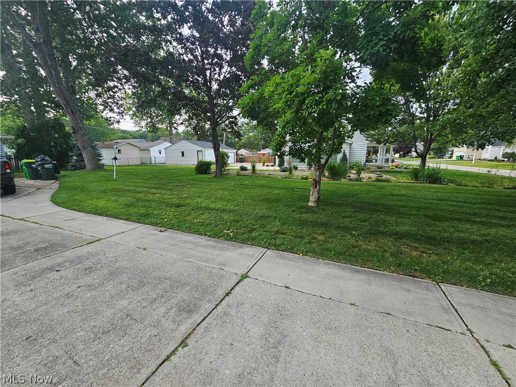 242 Sunset Road Avon Lake OH 44012