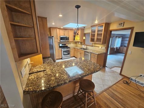 242 Sunset Road Avon Lake OH 44012