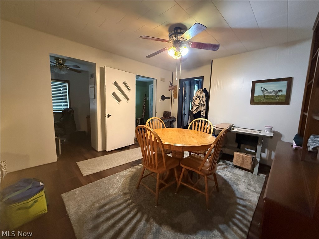 839 Locust Street Coshocton OH 43812
