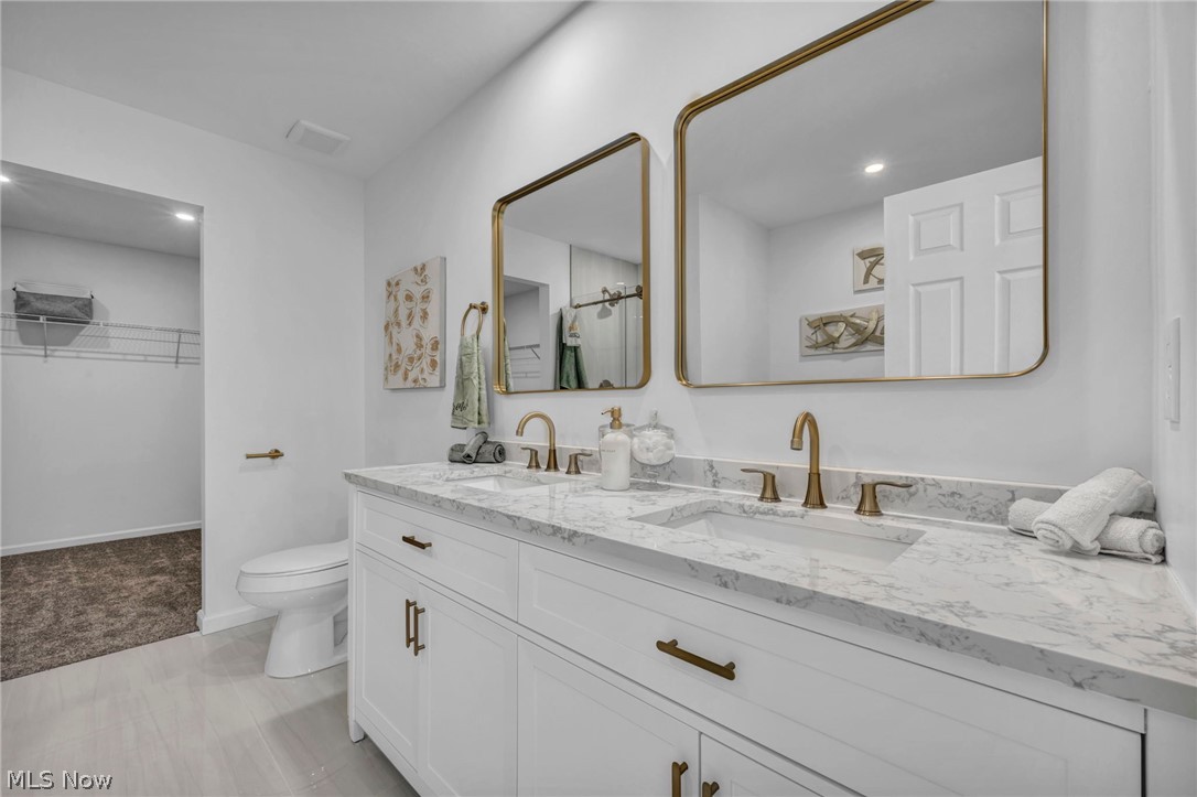 16801 Raymond Street Maple Heights OH 44137