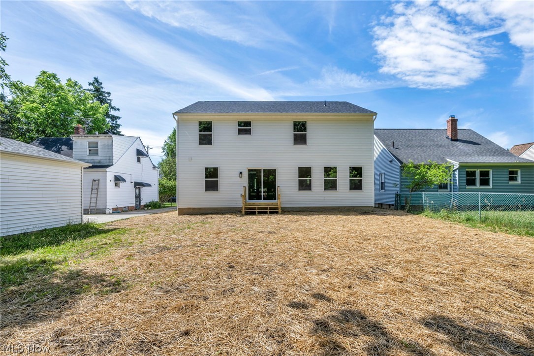 16801 Raymond Street Maple Heights OH 44137