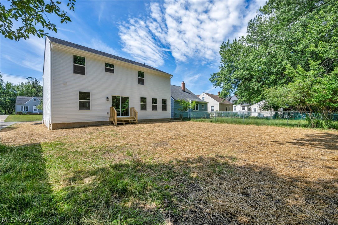 16801 Raymond Street Maple Heights OH 44137