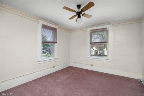 255 E 42nd Street Lorain OH 44052