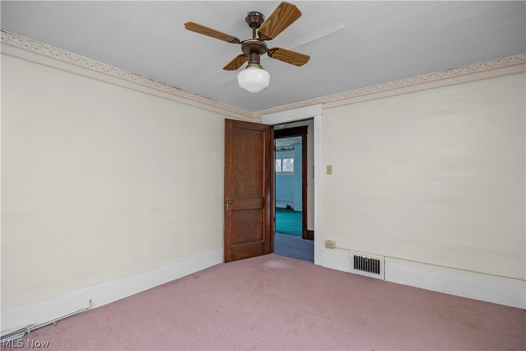 255 E 42nd Street Lorain OH 44052