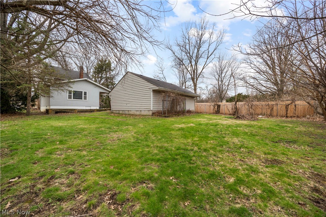 255 E 42nd Street Lorain OH 44052