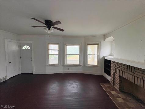 3767 E 146th Street Cleveland OH 44128