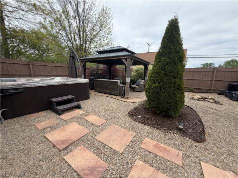 4219 Brockley Avenue Sheffield Lake OH 44054