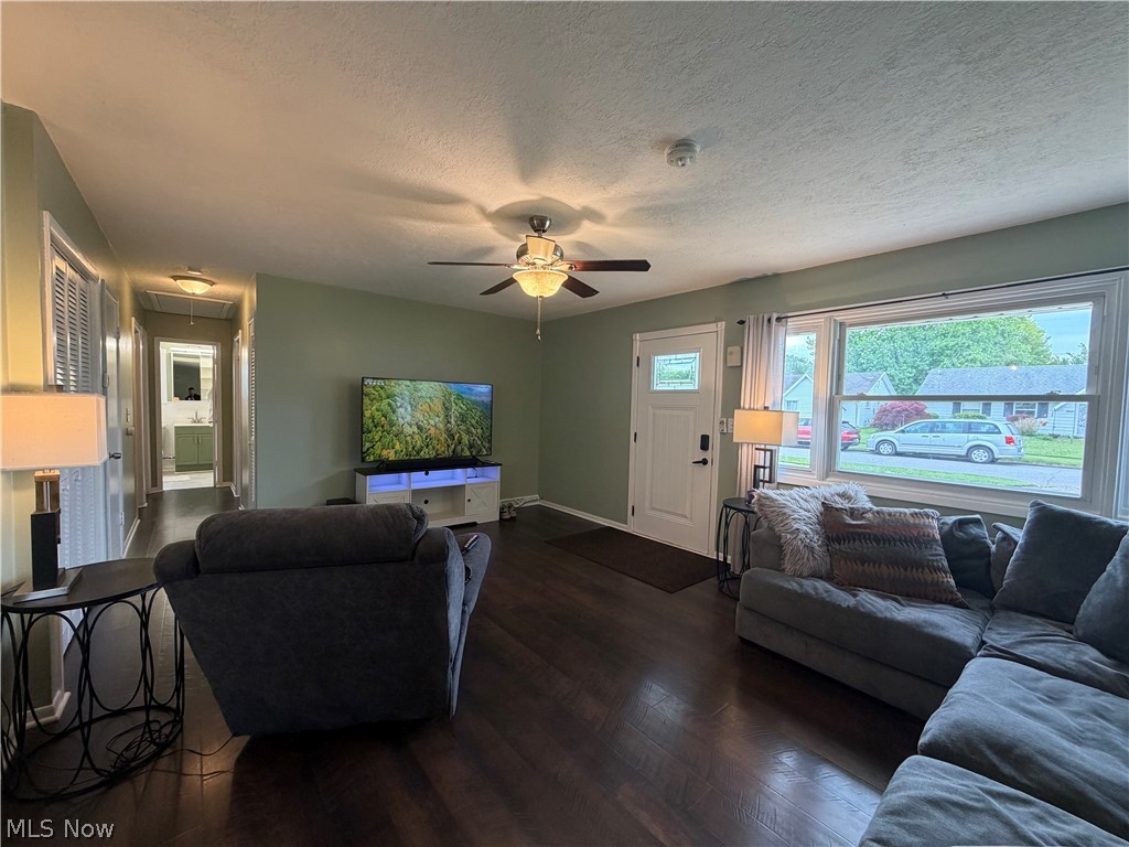 4219 Brockley Avenue Sheffield Lake OH 44054