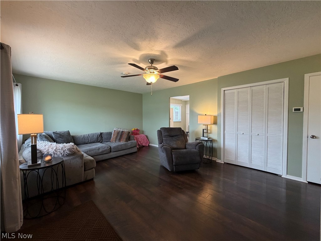 4219 Brockley Avenue Sheffield Lake OH 44054