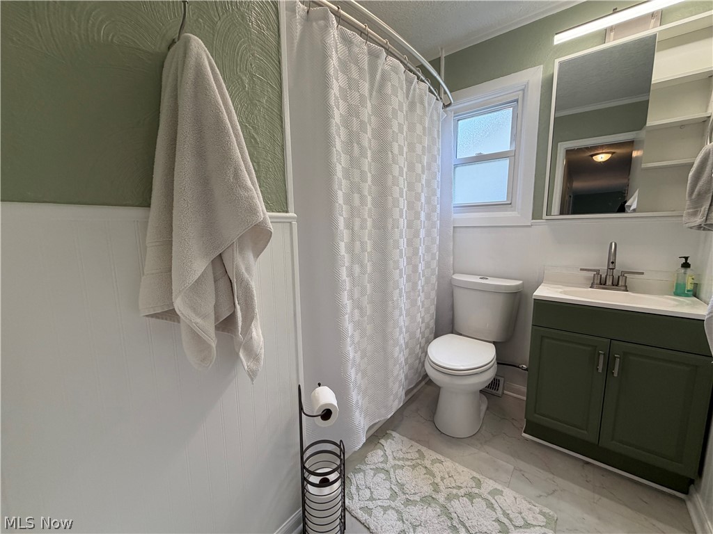 4219 Brockley Avenue Sheffield Lake OH 44054