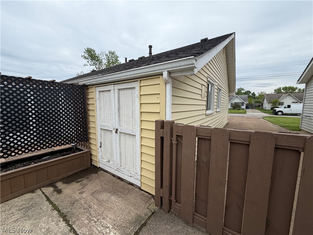 4219 Brockley Avenue Sheffield Lake OH 44054