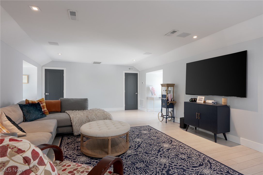 33331 Lake Road Avon Lake OH 44012