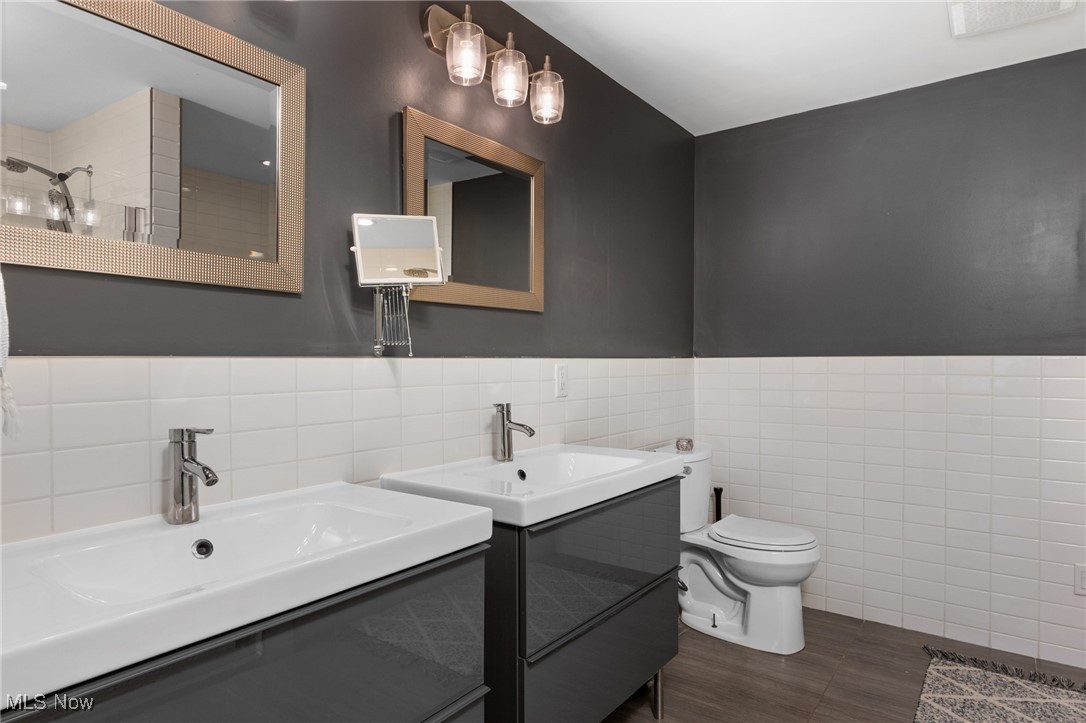 33331 Lake Road Avon Lake OH 44012