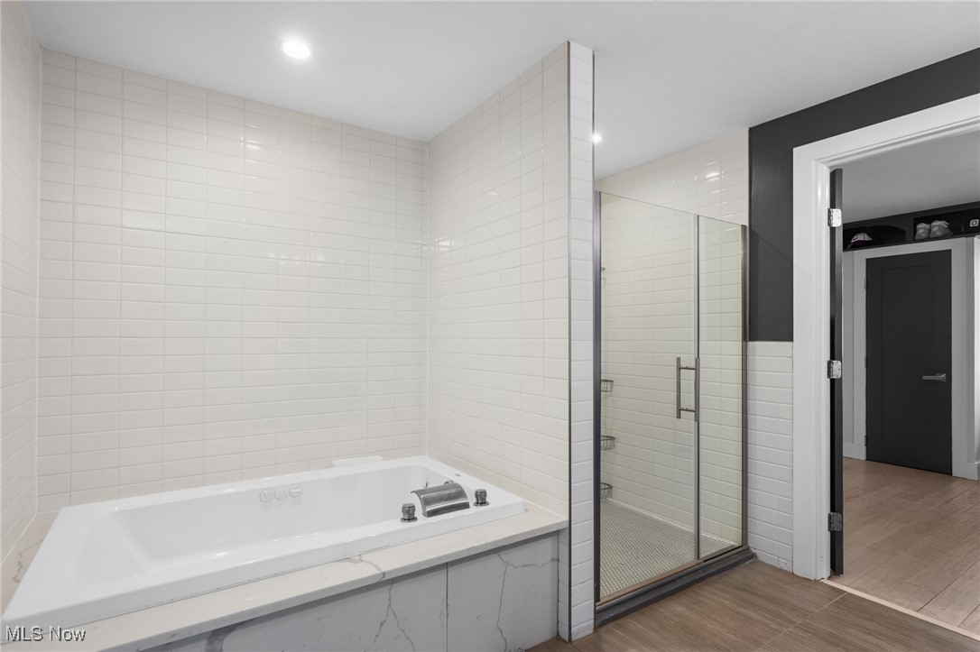 33331 Lake Road Avon Lake OH 44012