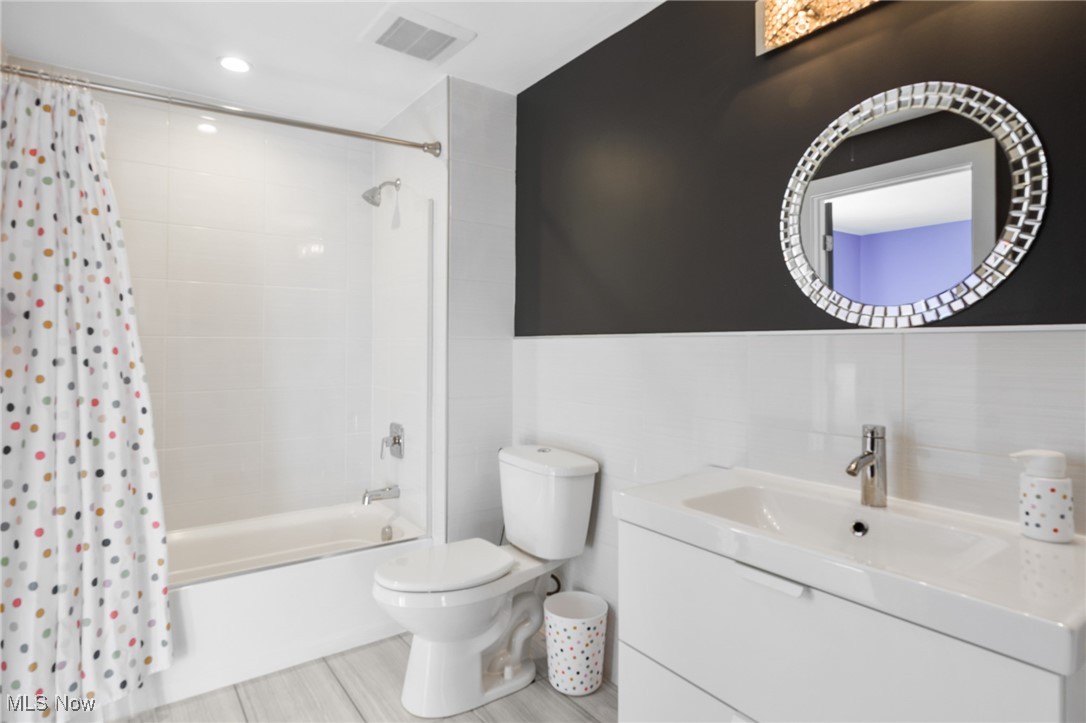 33331 Lake Road Avon Lake OH 44012