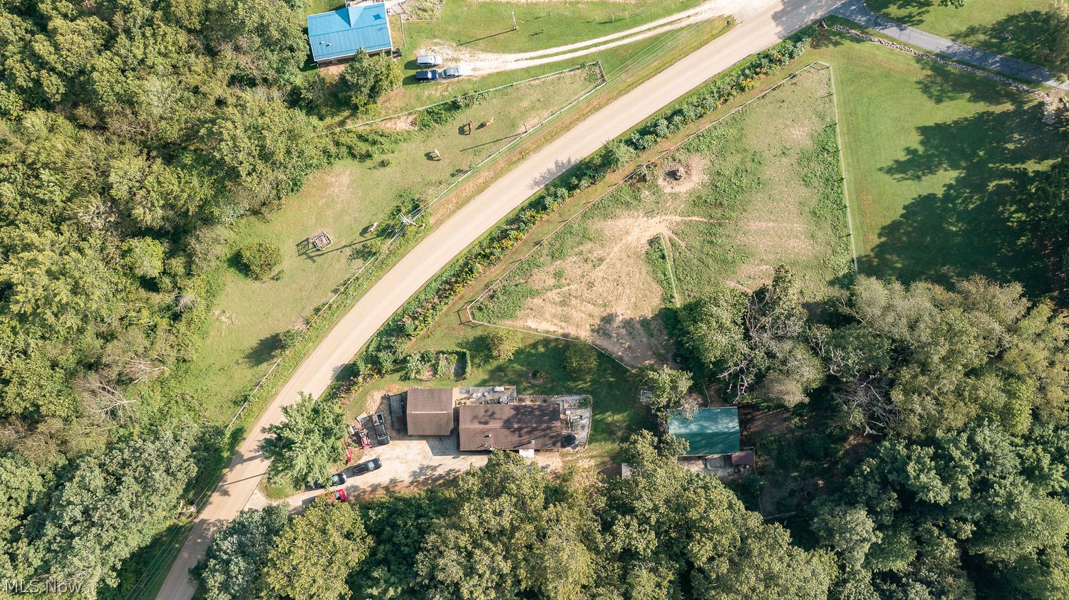 1323 Brussel Road NE Carrollton OH 44615