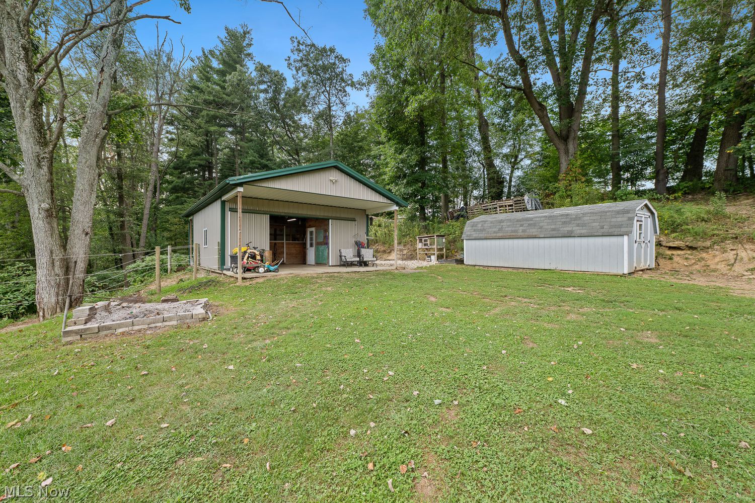 1323 Brussel Road NE Carrollton OH 44615