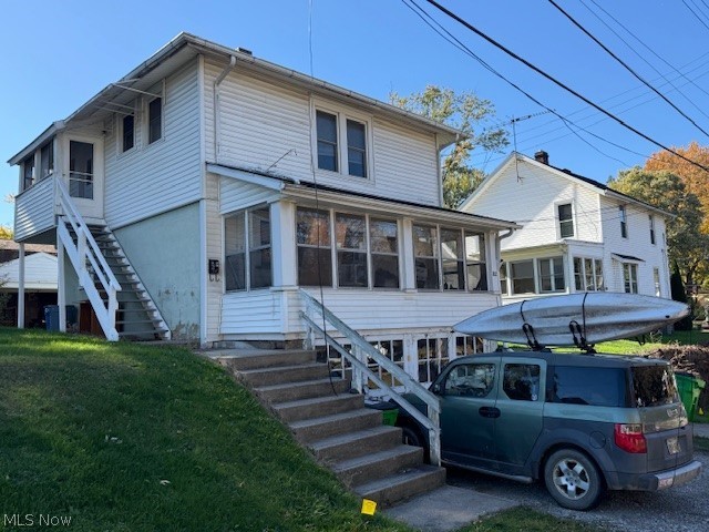 197 W State Street Barberton OH 44203