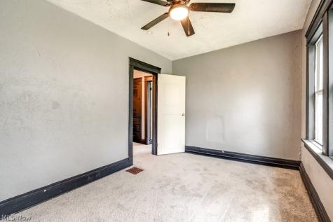 14726 Puritas Avenue Cleveland OH 44135