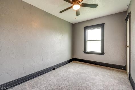 14726 Puritas Avenue Cleveland OH 44135