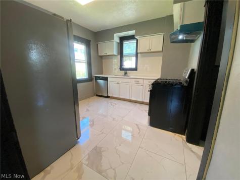 14726 Puritas Avenue Cleveland OH 44135
