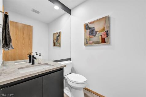 8672 Gatewood Drive North Ridgeville OH 44039