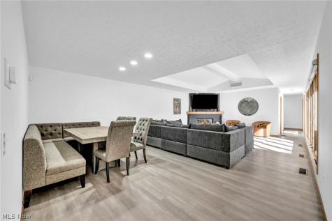 8672 Gatewood Drive North Ridgeville OH 44039