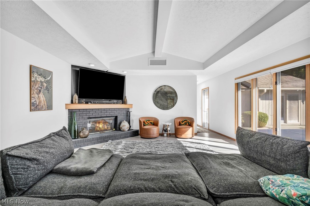 8672 Gatewood Drive North Ridgeville OH 44039