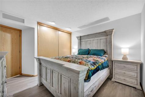 8672 Gatewood Drive North Ridgeville OH 44039