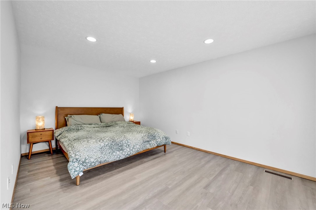 8672 Gatewood Drive North Ridgeville OH 44039