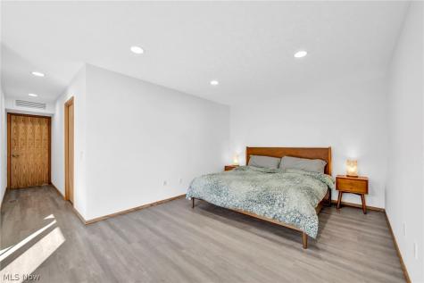 8672 Gatewood Drive North Ridgeville OH 44039