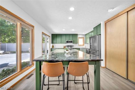 8672 Gatewood Drive North Ridgeville OH 44039