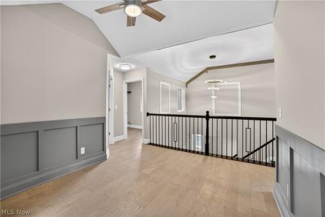 487 Parkside Drive Bay Village OH 44140