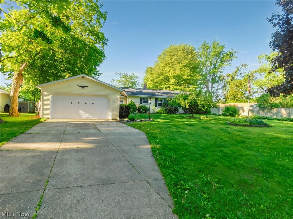 7386 Lake Road Madison OH 44057