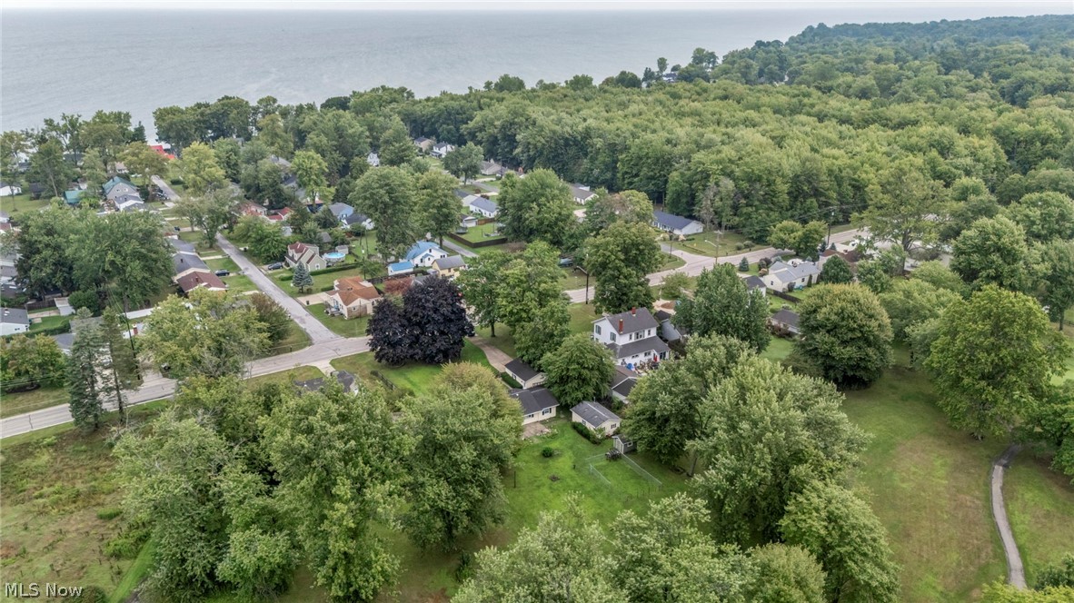 7386 Lake Road Madison OH 44057
