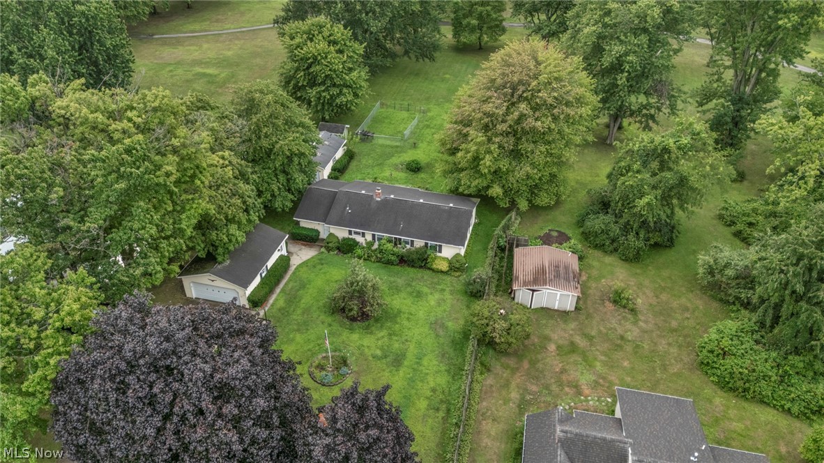 7386 Lake Road Madison OH 44057