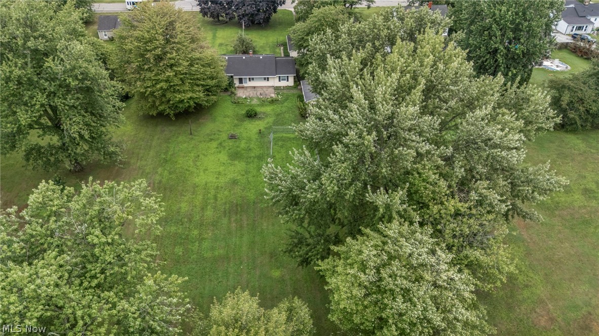 7386 Lake Road Madison OH 44057