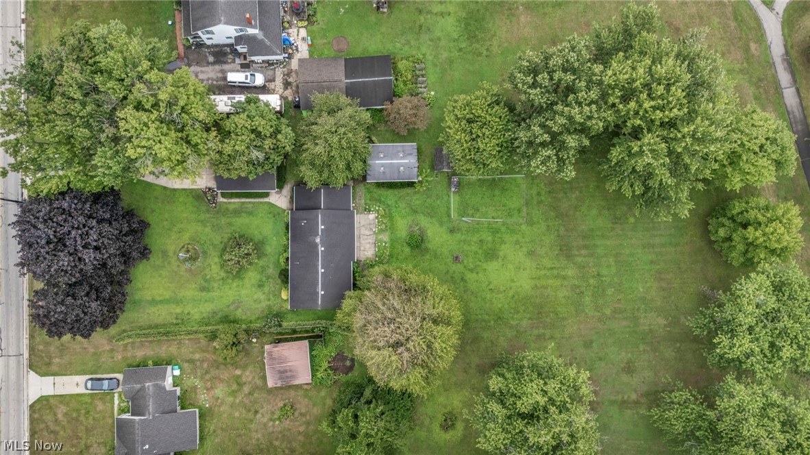 7386 Lake Road Madison OH 44057