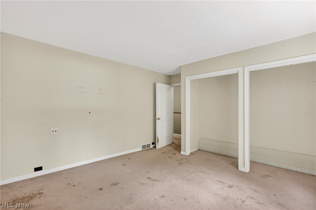4745 W Lagoon Road West Farmington OH 44491