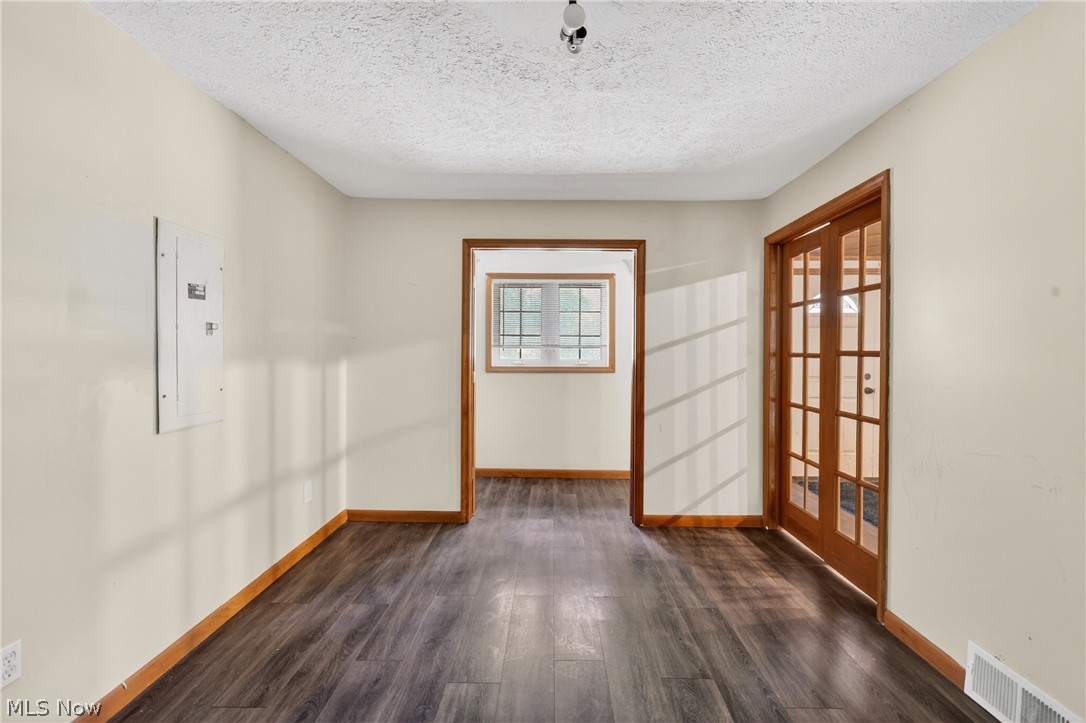 4745 W Lagoon Road West Farmington OH 44491