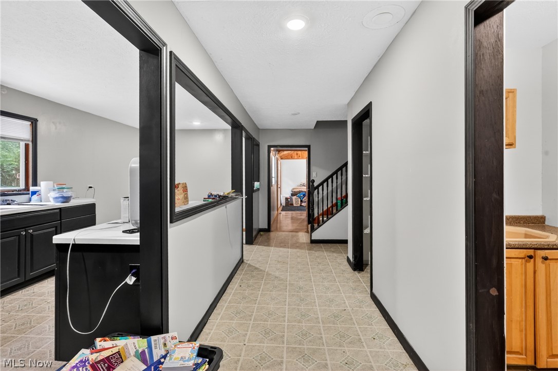 4745 W Lagoon Road West Farmington OH 44491