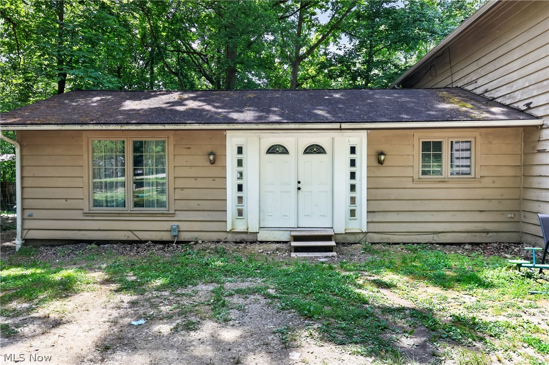 4745 W Lagoon Road West Farmington OH 44491
