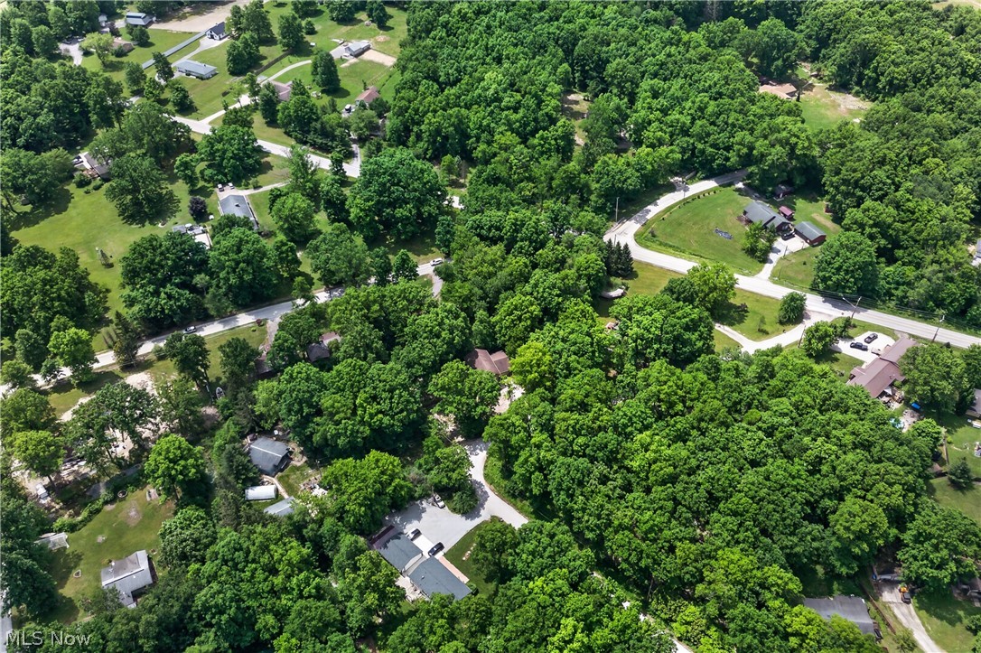 4745 W Lagoon Road West Farmington OH 44491